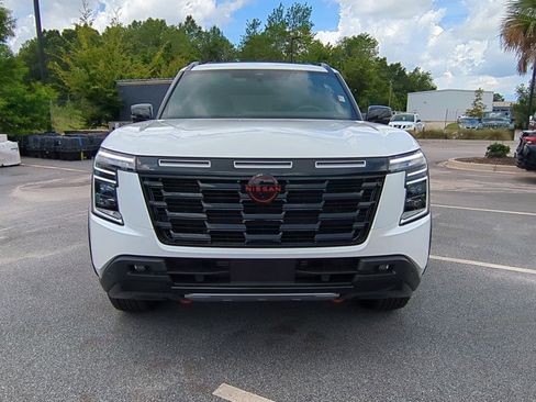 New 2025 Nissan Armada PRO-4X w/ Pro-4X Premium Package image 9