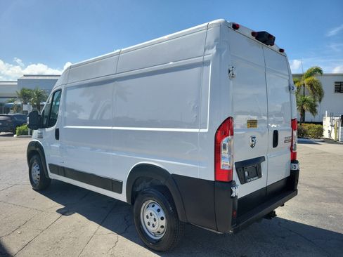 Used 2022 RAM ProMaster 2500 image 9