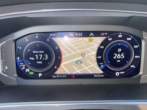 Used 2021 Volkswagen Tiguan SEL image 14