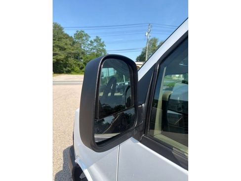 Certified 2025 Chevrolet Express 2500 RWD image 13