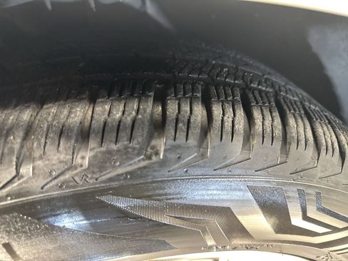 Used 2019 Kia Sorento SX image 14