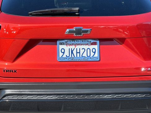 Used 2024 Chevrolet Trax RS image 44