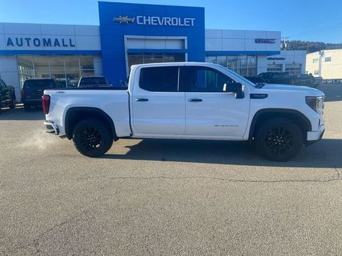 New 2025 GMC Sierra 1500 Pro w/ Graphite Edition image 10