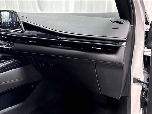 Used 2024 Cadillac Escalade Sport w/ LPO, ONYX Package AWD/4WD image 27