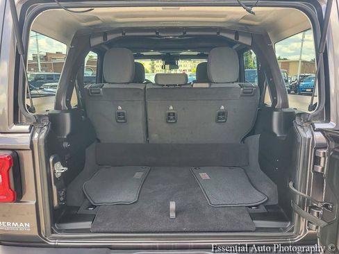Certified 2025 Jeep Wrangler Unlimited Sahara AWD/4WD image 22