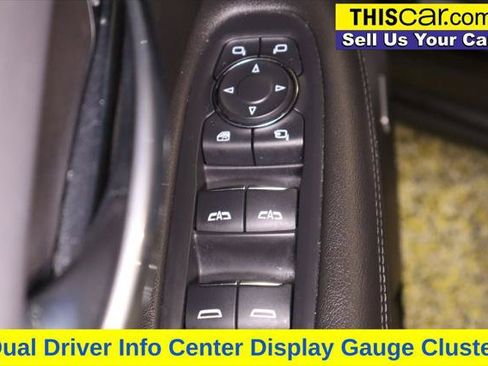 Used 2023 Cadillac XT6 Sport w/ Platinum Package AWD/4WD image 32