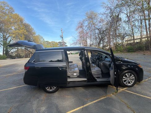 Used 2016 Honda Odyssey EX-L image 31