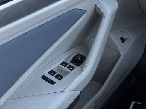 New 2025 Volkswagen Jetta SE image 26