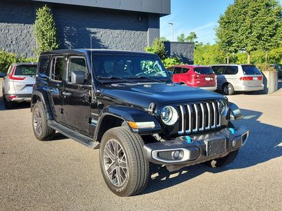 Used 2023 Jeep Wrangler Unlimited Sahara w/ Cold Weather Group