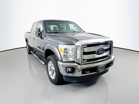 Used 2015 Ford F250 Lariat w/ Lariat Interior Package AWD/4WD image 1