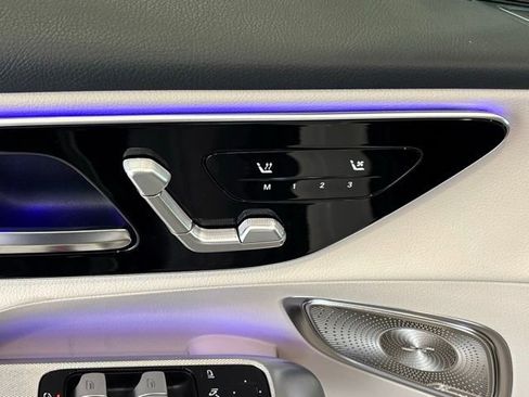 New 2026 Mercedes-Benz GLC 350e 4MATIC image 11