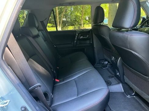 Used 2022 Toyota 4Runner TRD Off-Road Premium w/ Moonroof Package AWD/4WD image 13