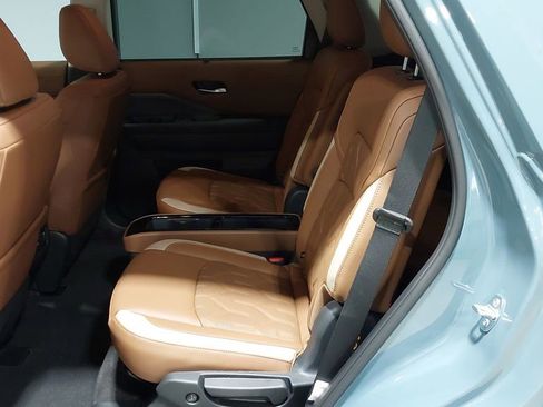 New 2026 Nissan Pathfinder Platinum AWD/4WD image 20