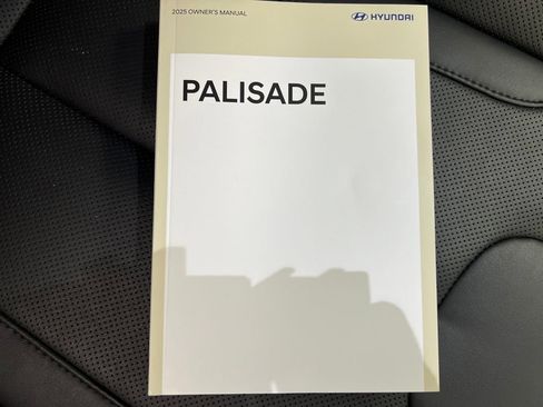 Used 2025 Hyundai Palisade SEL image 30