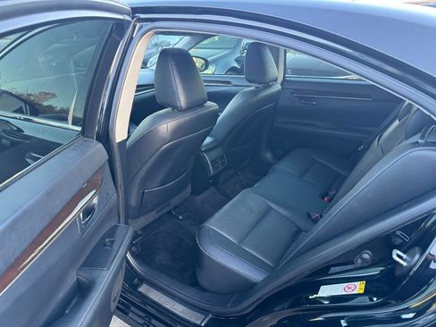 Used 2014 Lexus ES 350 w/ Premium Package image 13