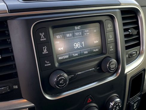 Used 2016 RAM 1500 Big Horn image 18