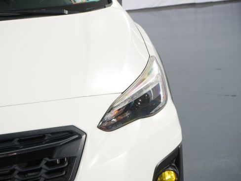 Used 2018 Subaru Crosstrek 2.0i Limited image 9