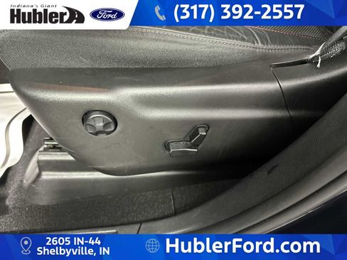 Used 2024 Dodge Durango GT AWD/4WD image 12