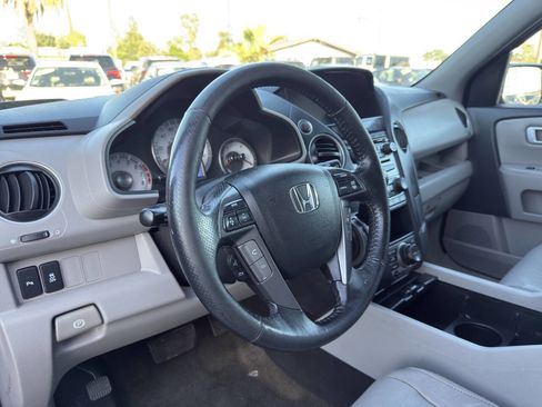 Used 2015 Honda Pilot Touring image 8