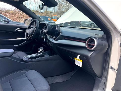 New 2026 Chevrolet Trax RS w/ Driver Confidence Package FWD image 10