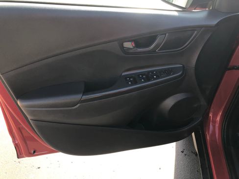 Used 2020 Hyundai Kona SEL w/ Cargo Package AWD/4WD image 8