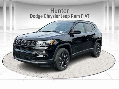 New 2026 Jeep Compass Latitude image 1