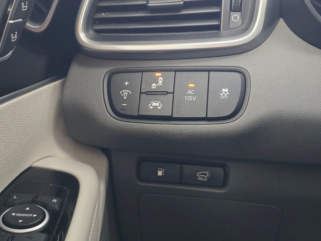 Used 2019 Kia Sorento SX FWD image 26