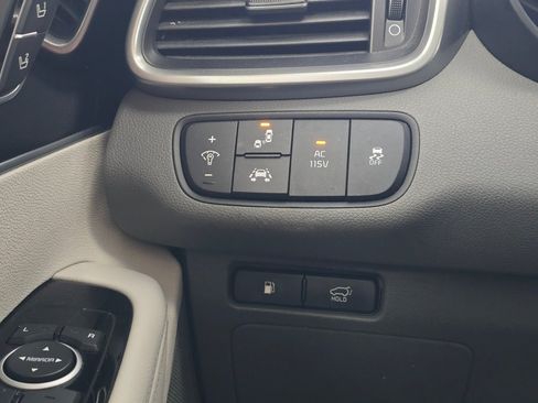 Used 2019 Kia Sorento SX FWD image 26