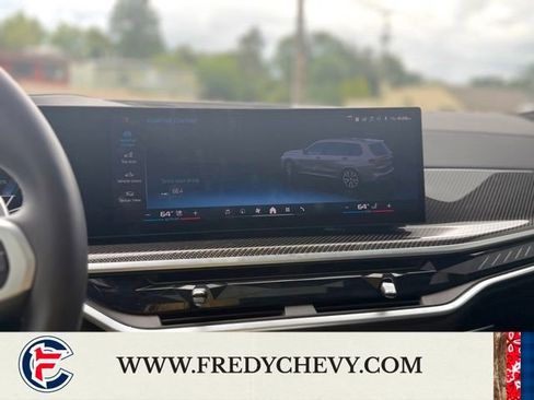 Used 2025 BMW X7 M60i AWD/4WD image 46