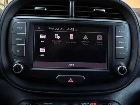 Used 2025 Kia Soul LX w/ LX Technology Package FWD image 28