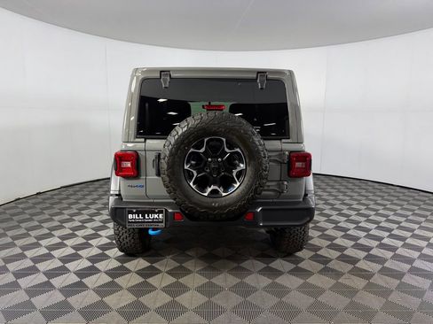 Used 2022 Jeep Wrangler Unlimited Rubicon 4xe AWD/4WD image 9
