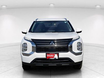 Used 2025 Mitsubishi Outlander ES