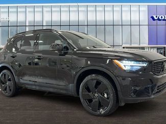New 2026 Volvo XC40 B5 Ultra w/ Protection Package Premier video 1
