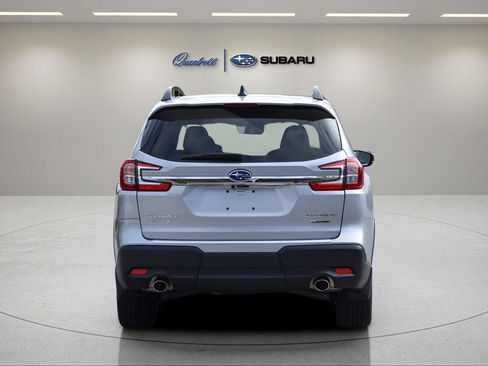 Used 2025 Subaru Ascent Limited w/ Popular Package #1 AWD/4WD image 5