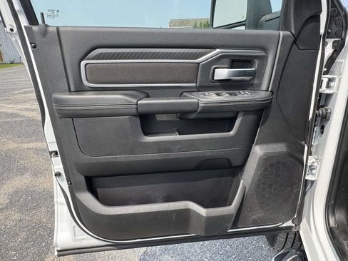 Used 2026 RAM 2500 Big Horn AWD/4WD image 25