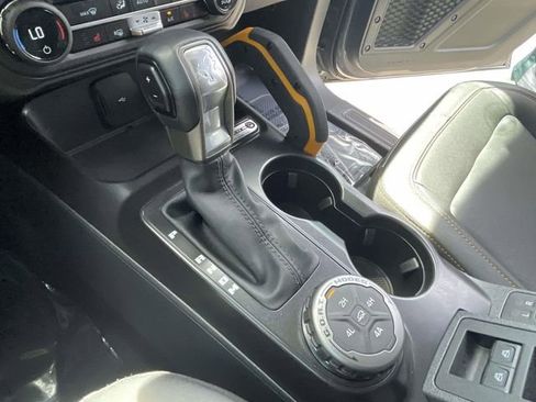 Used 2024 Ford Bronco Badlands AWD/4WD image 21