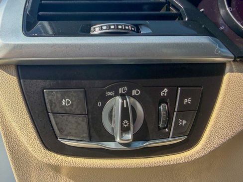 Used 2019 BMW X3 sDrive30i RWD image 12