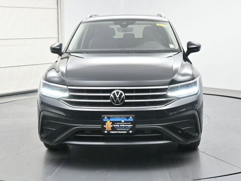 Used 2023 Volkswagen Tiguan SE w/ Panoramic Sunroof Package AWD/4WD image 27