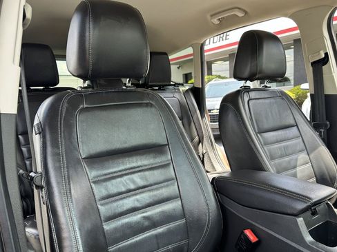 Used 2017 Ford Escape Titanium FWD image 49