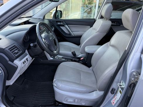 Used 2014 Subaru Forester 2.5i Limited w/ Popular Package #2 image 6