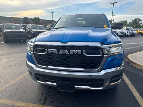 Used 2025 RAM 1500 Big Horn AWD/4WD image 5