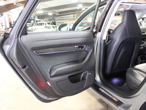 Used 2009 Audi S6 Sedan AWD/4WD image 34