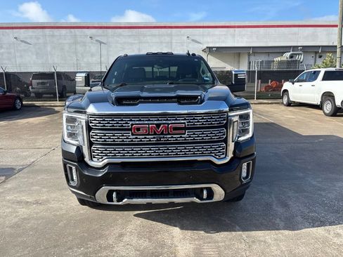 Used 2023 GMC Sierra 2500 Denali w/ Denali Ultimate Package AWD/4WD image 2