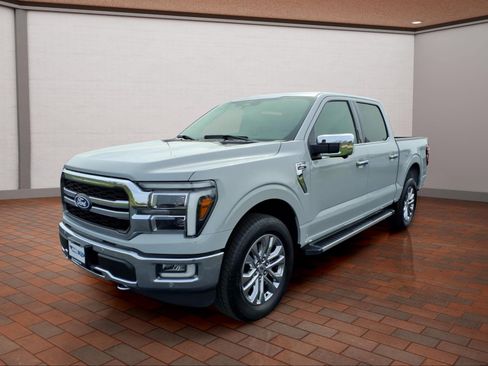 Used 2024 Ford F150 Lariat w/ Tow/Haul Package AWD/4WD image 4