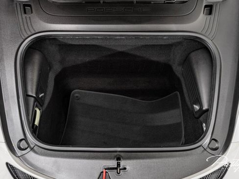 Used 2020 Porsche 718 Cayman GT4 image 5