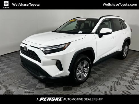 Certified 2025 Toyota RAV4 XLE FWD image 1