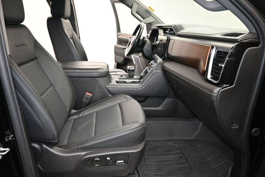 Used 2024 GMC Sierra 1500 Denali AWD/4WD image 29