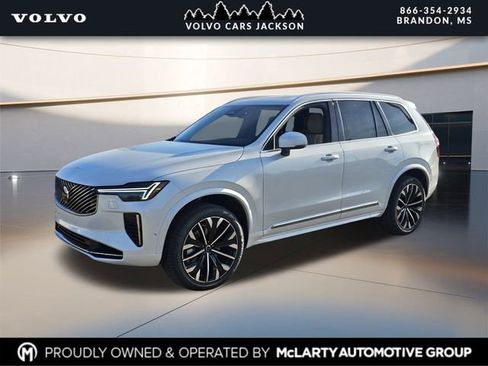 New 2026 Volvo XC90 B5 Plus w/ Protection Package Premier image 4