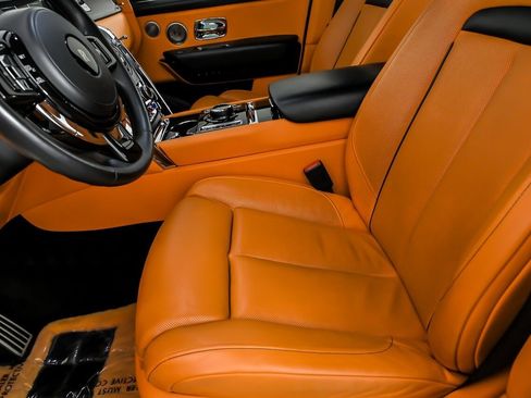 Used 2023 Rolls-Royce Cullinan AWD/4WD image 24