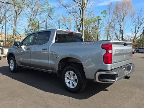 Used 2025 Chevrolet Silverado 1500 LT image 3